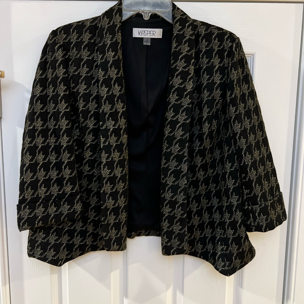 Ladies Size 8P "Kasper" Women's Black and Gold Patterned Blazer GUC ❤️